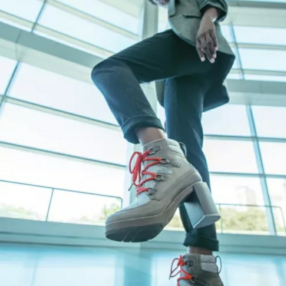 Sorel Blake boot, brand new, size 7. - Picture 4 of 6